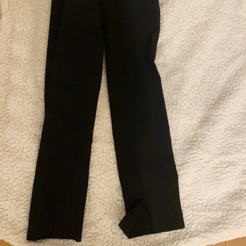 Capris - Picture 4 of 6